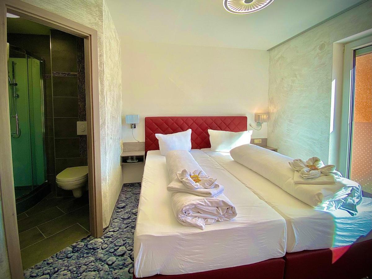 Meister Baer Hotel Wettiner Hof グラウハウ エクステリア 写真