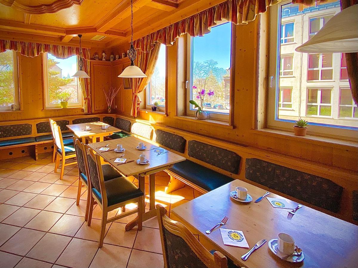 Meister Baer Hotel Wettiner Hof グラウハウ エクステリア 写真